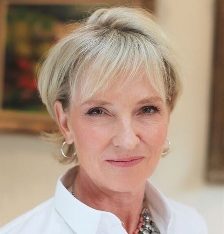 Facilitator Julia Samuel